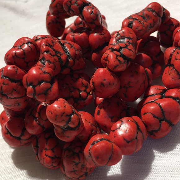 Faux Red turquoise nuggets wax treated magnesite - Picture 3 of 8